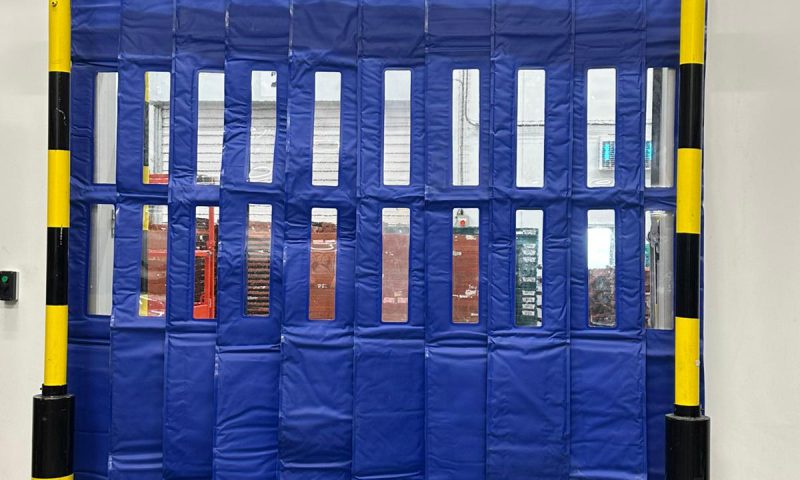 insulated strip curtain